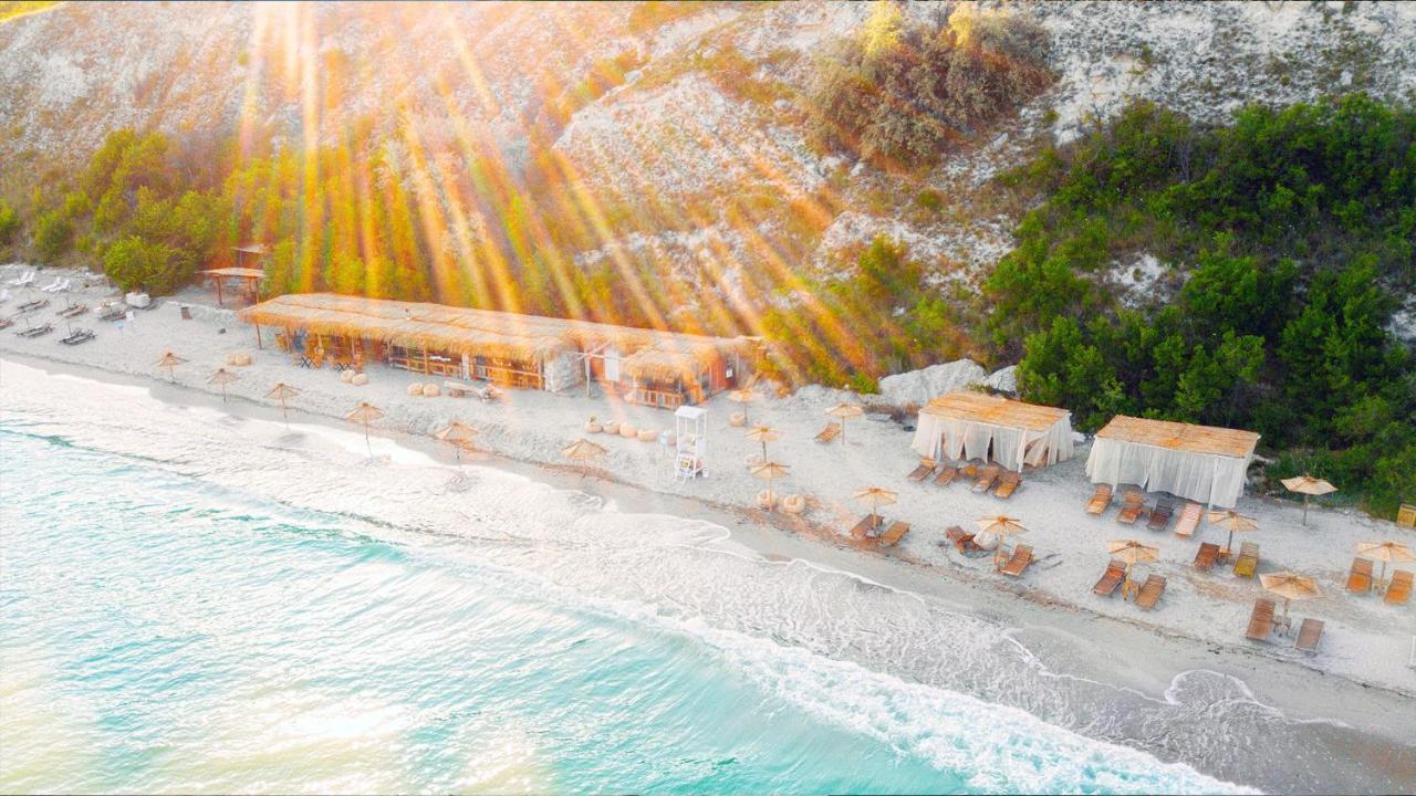 Lighthouse Golf & Spa Hotel บัลชิค ภายนอก รูปภาพ The beach of the hotel