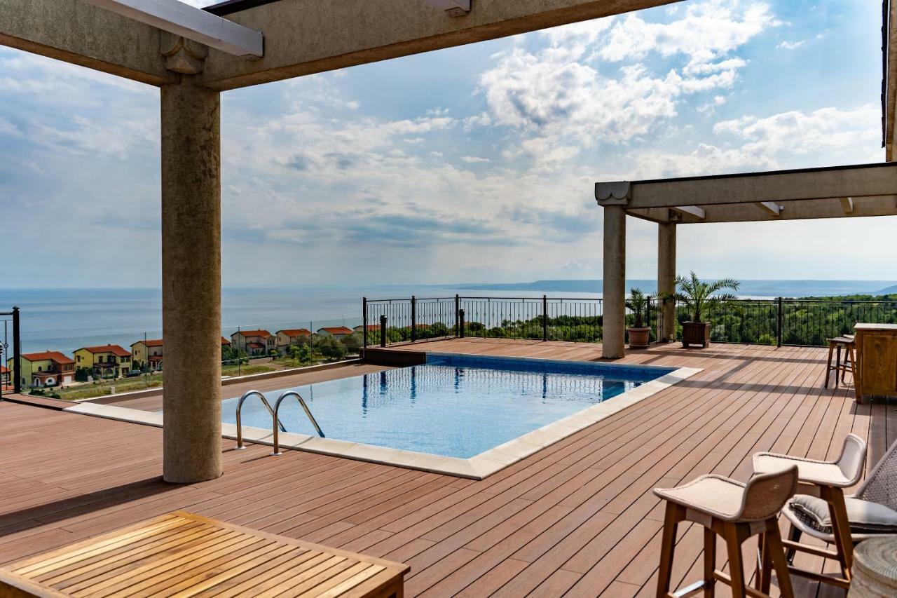Lighthouse Golf & Spa Hotel บัลชิค ภายนอก รูปภาพ Rooftop pool